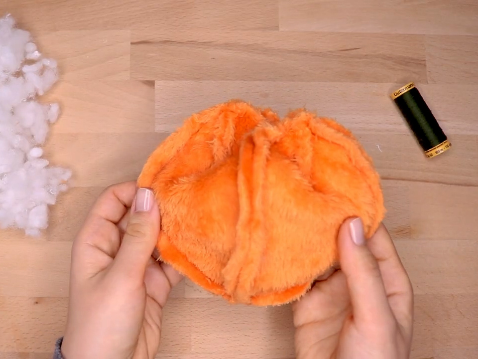 How to make pumpkin plushies DIY pattern