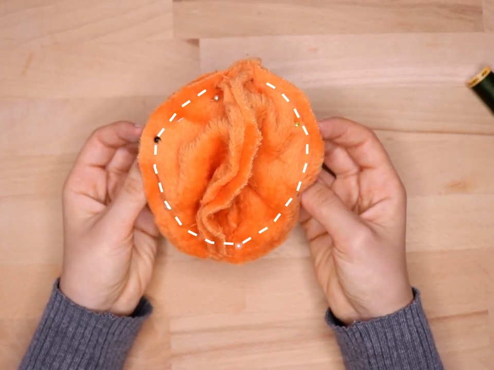 How to make pumpkin plushies DIY pattern