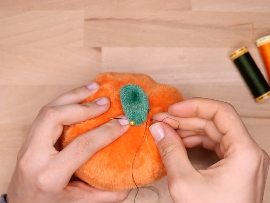 How to make pumpkin plushies DIY pattern