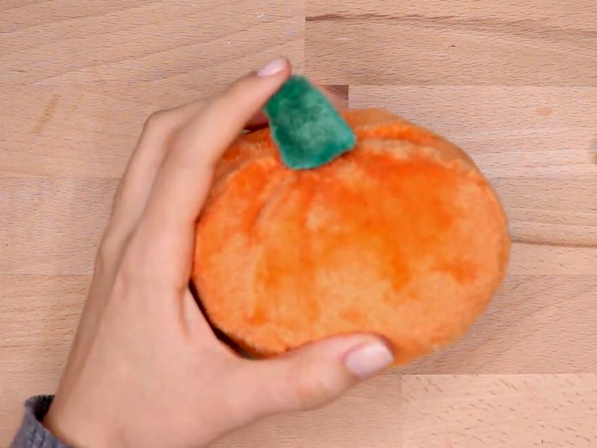 How to make pumpkin plushies DIY pattern