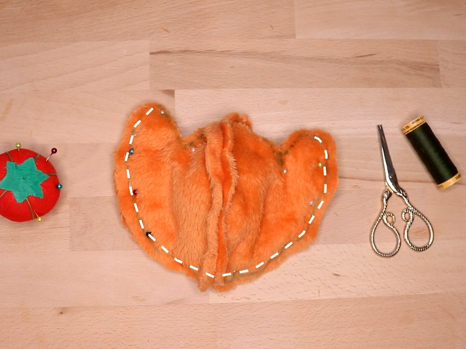 How to make pumpkin plushies DIY pattern